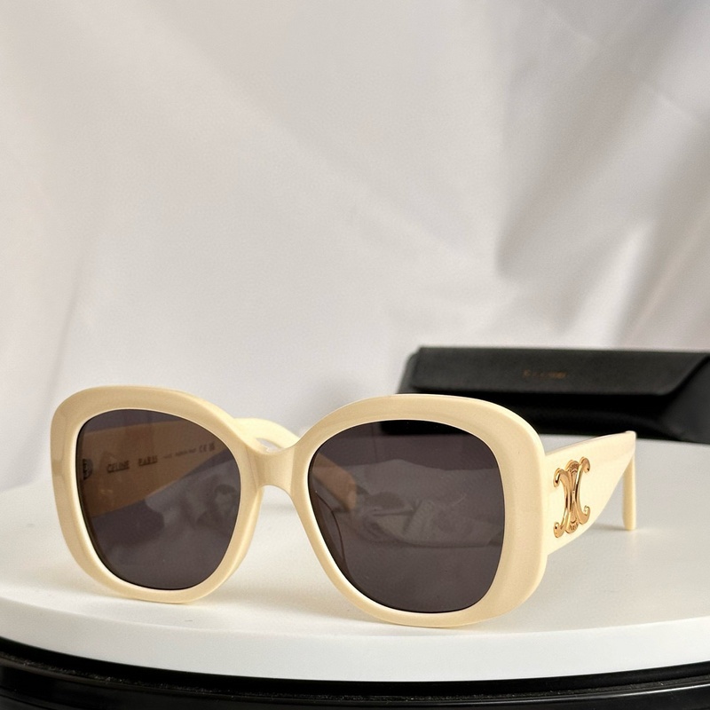 CELINE Sunglasses 84